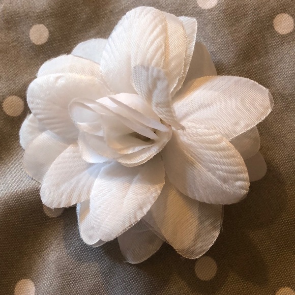 7 Piece Girls Hair Accessories - Picture 4 of 12